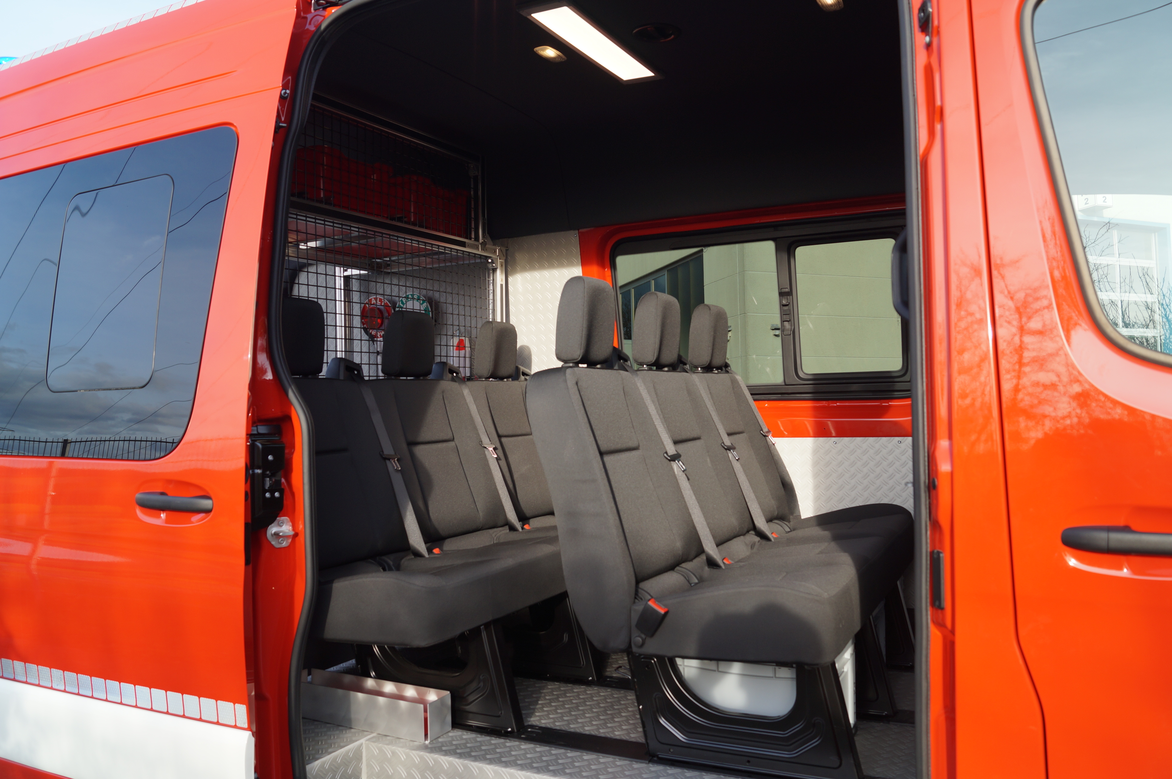 HENSEL Fahrzeugbau - MTW - Issigau, Kunde: Gemeinde Issigau