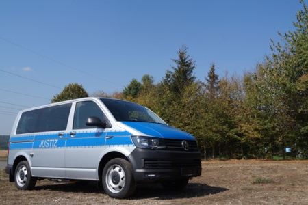 JVA - Gefangenentransporter, Ort/Kunde: Spindler GmbH & Co KG, Fahrzeug: VW T6, Typ: Ausbau - HENSEL Fahrzeugbau - Auslieferung Kundenfahrzeug