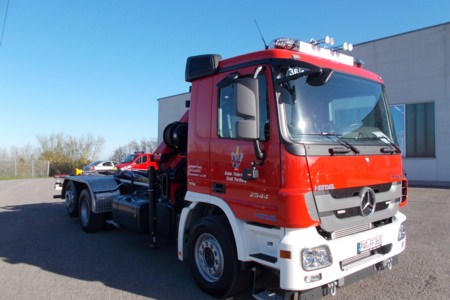 WLF - Parsberg, Ort/Kunde: Parsberg, Fahrzeug: MB Actros 2544 L 6X2 BL, Typ: WLF