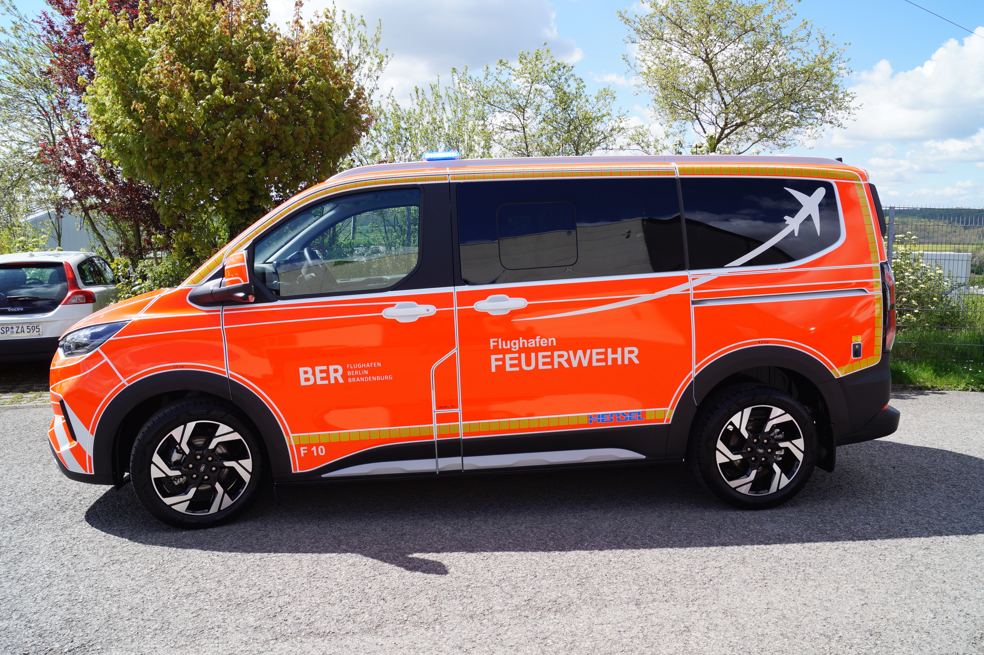 HENSEL Fahrzeugbau - MZF - Active - Berlin Airport Schönefeld, Kunde: Flughafen Berlin Brandenburg GmbH