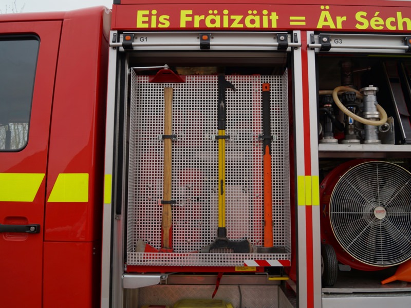 HENSEL Fahrzeugbau - Nachrüstung Lichtmast / Umbau - Niederanven, Kunde: Niederanven