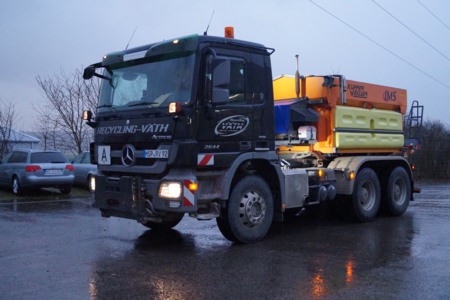 Nachrüstung Arbeitsscheinwerfer - Väth Recycling, Ort/Kunde: Recycling Väth, Fahrzeug: MB Actros MP3 Wechselsystem, Typ: Reparatur - HENSEL Fahrzeugbau - Auslieferung Kundenfahrzeug