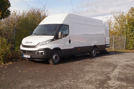 Erdaushub Wagen Marktheidenfeld, Ort/Kunde: Liebler Bestattungen GmbH, Fahrzeug: IVECO DAILY  KAWA, Typ: Ausbau - HENSEL Fahrzeugbau - Auslieferung Kundenfahrzeug