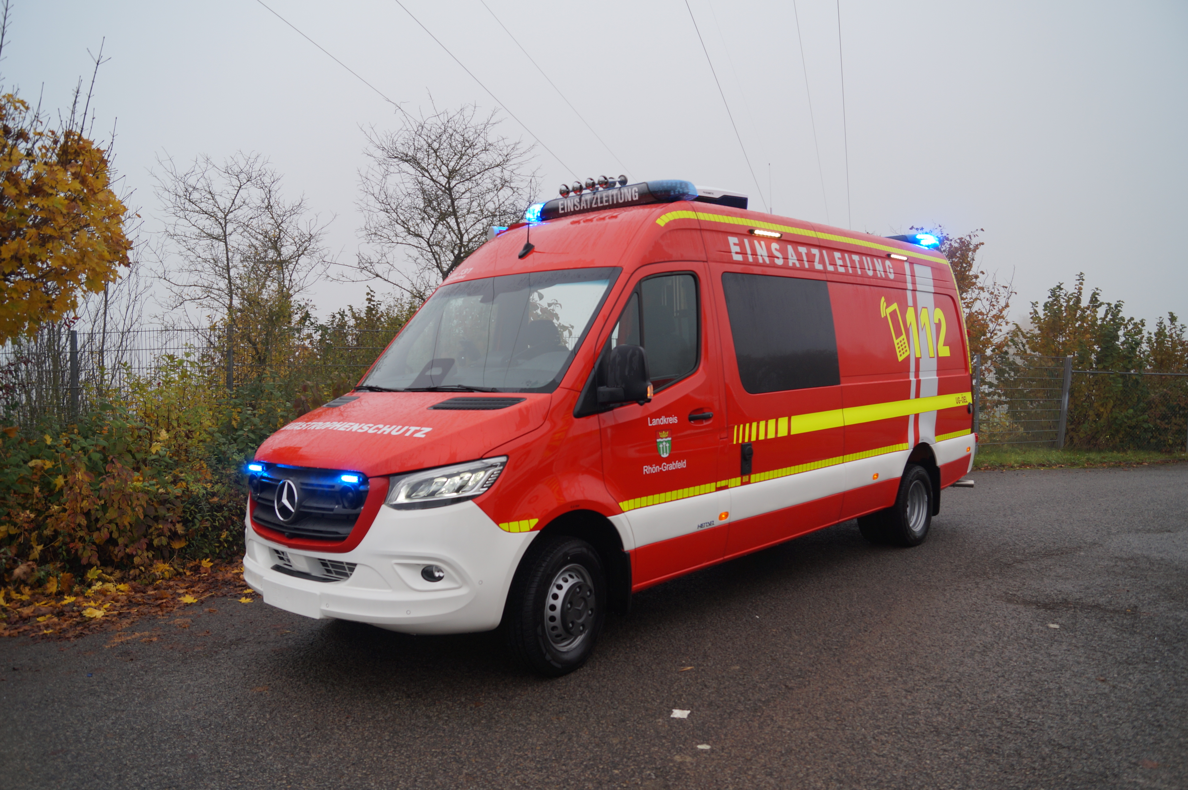 ELW UG-ÖEL - Landratsamt Rhön-Grabfeld, Ort/Kunde: Landratsamt Rhön-Grabfeld, Fahrzeug: MB Sprinter 519 CDI (4325) HD, Typ: ELW-UG-OEEL - HENSEL Fahrzeugbau - Auslieferung Kundenfahrzeug