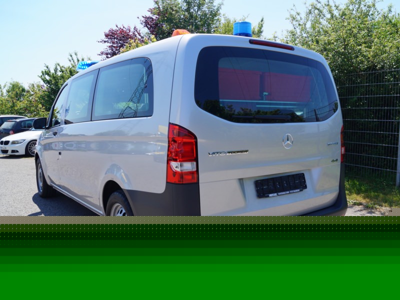 HENSEL Fahrzeugbau Auslieferungsfoto