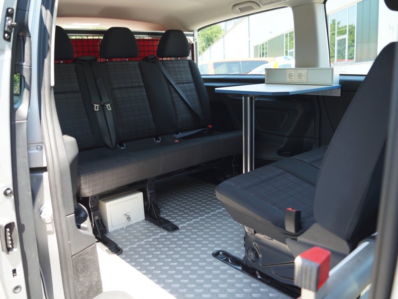 HENSEL Fahrzeugbau - Einsatzfahrzeug - Ordnungsamt Obertshausen, Kunde: Obertshausen