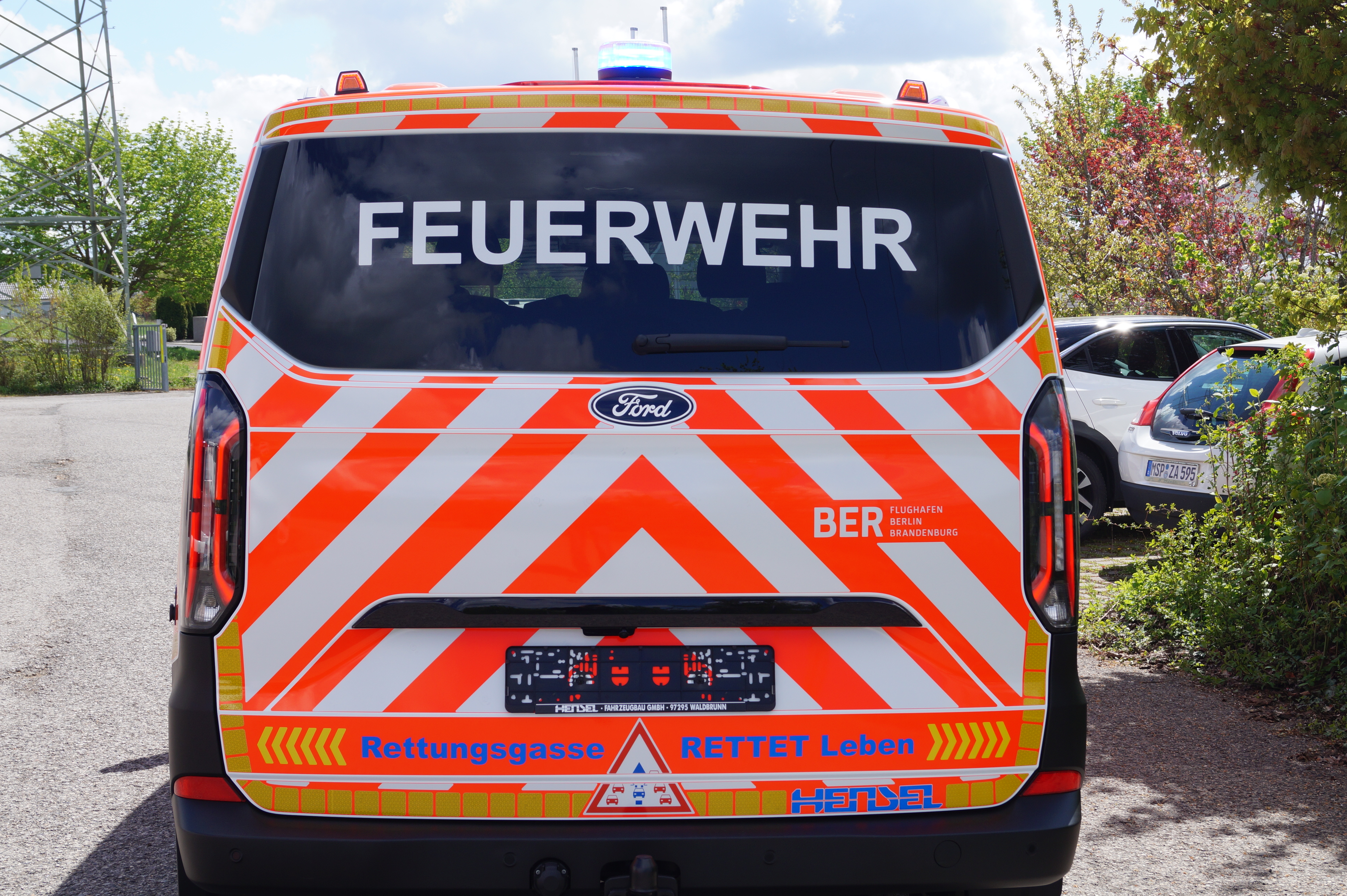 HENSEL Fahrzeugbau - MZF - Active - Berlin Airport Schönefeld, Kunde: Flughafen Berlin Brandenburg GmbH