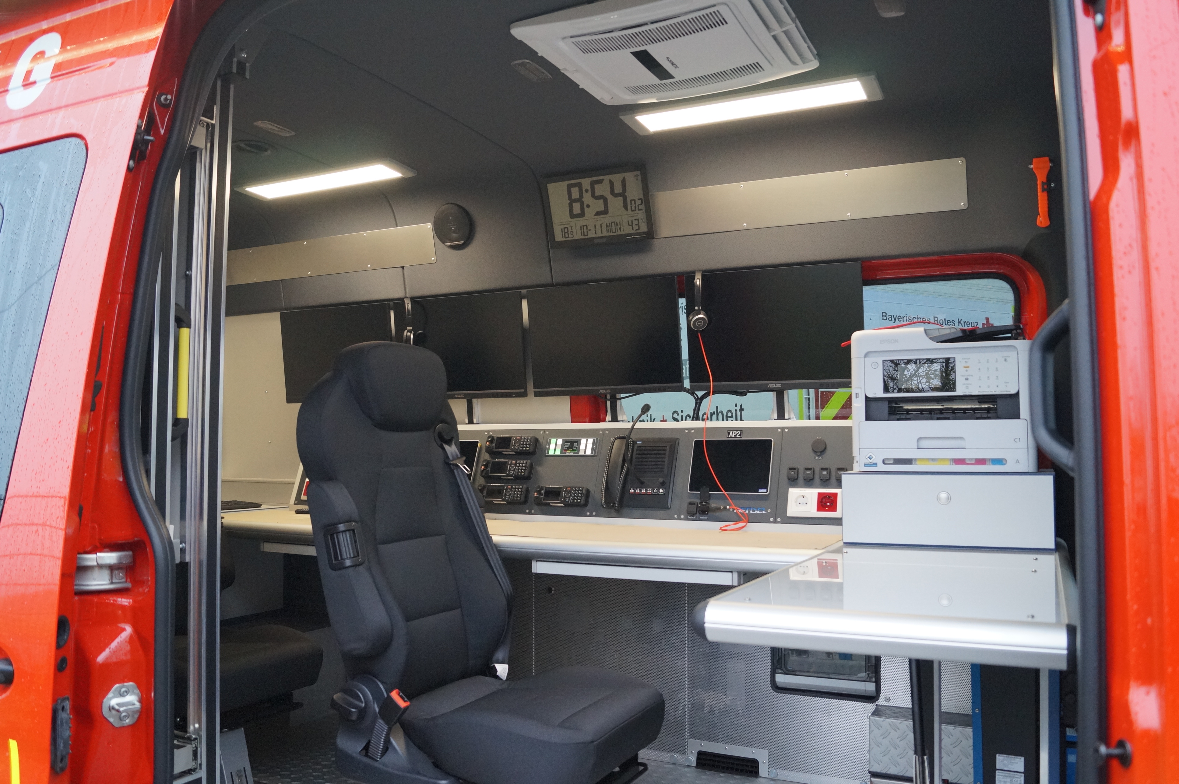 HENSEL Fahrzeugbau - ELW UG-ÖEL - Landratsamt Rhön-Grabfeld, Kunde: Landratsamt Rhön-Grabfeld