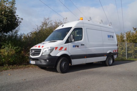 Sortimo- Ausbau montieren - Mainfranken Netze Würzburg, Ort/Kunde: Mainfranken Netze GmbH, Fahrzeug: MB Sprinter, Typ: Ausbau - HENSEL Fahrzeugbau - Auslieferung Kundenfahrzeug