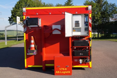 AB-Logistik - Ingelheim, Ort/Kunde: Amt für Feuerwehr / Zivil-und Katastrophenschutz, Fahrzeug: Mercedes Actros, Typ: Abrollbehaelter